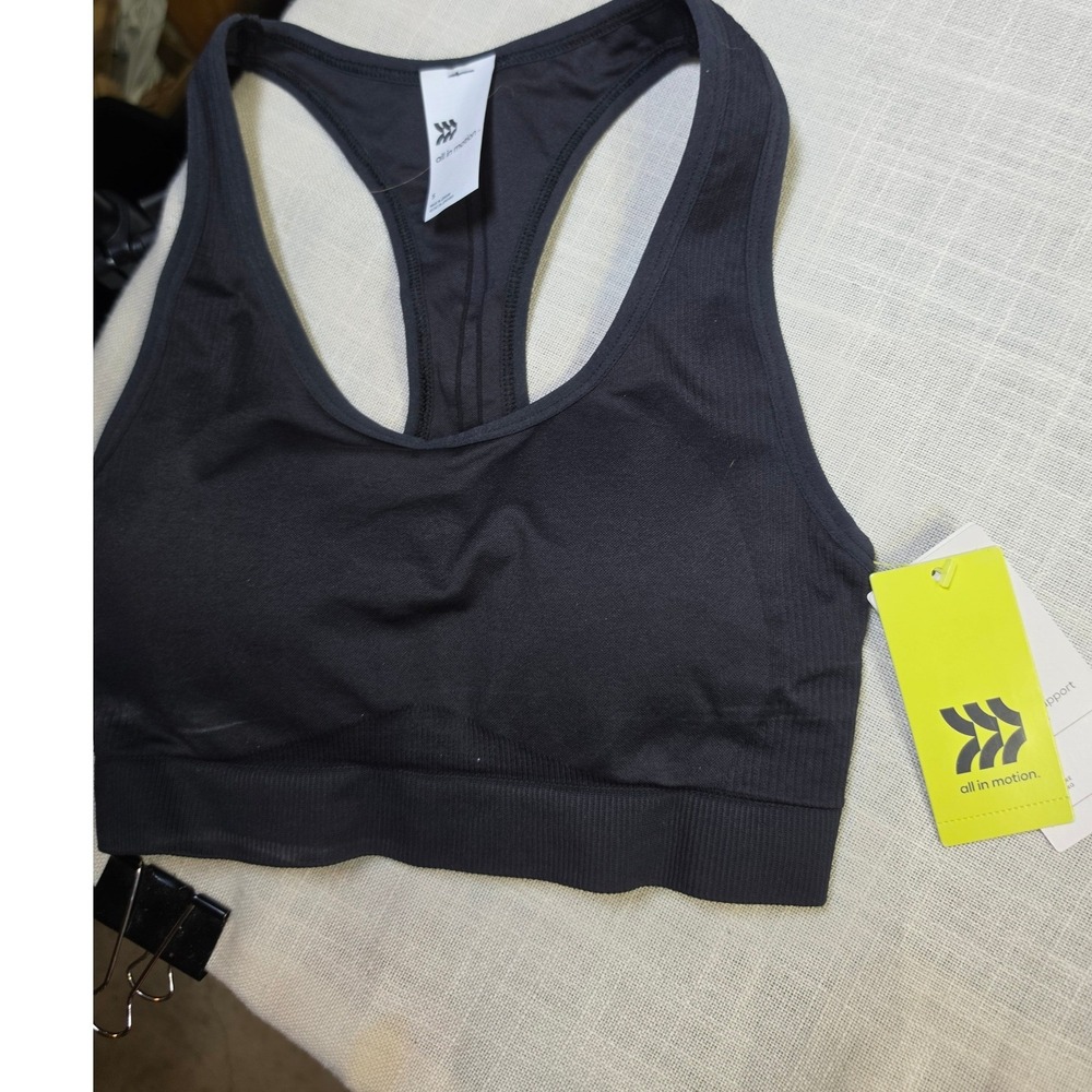 All in Motion Women Black Seamless Medium Support Sports Bra S 214 05 8870 - Picture 4 of 6